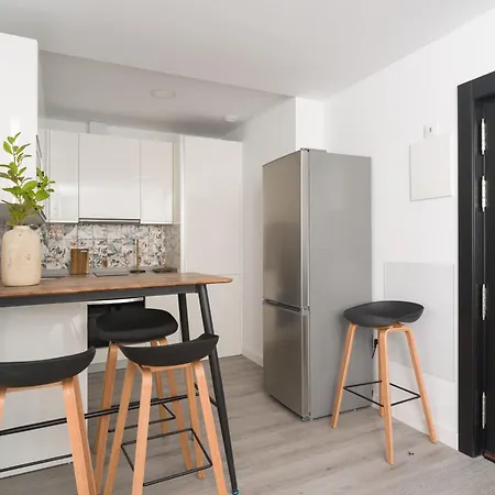 Апартаменты Avant Holidays By Canariasgetaway *