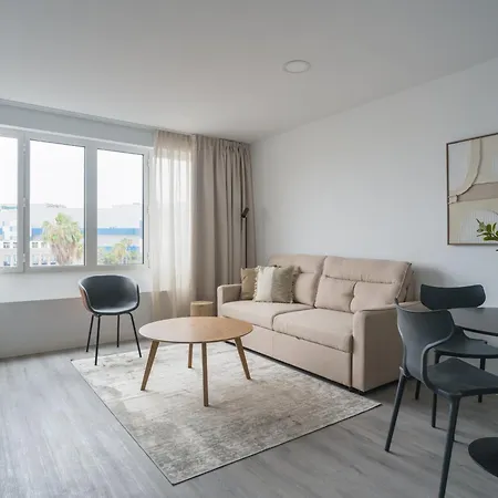 Апартаменты Avant Holidays By Canariasgetaway *