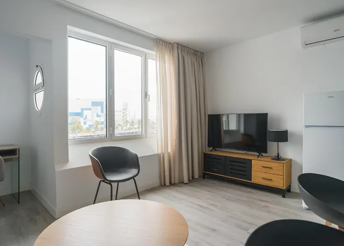 Avant Holidays By Canariasgetaway Apartment *